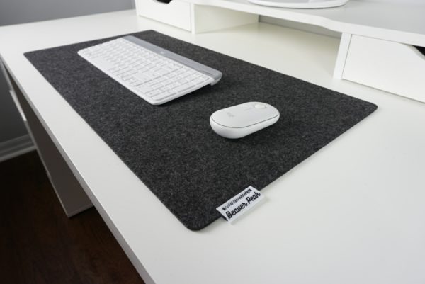 Merino wool mouse pad - black