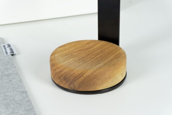Wood headphone stand - Beaverpeak, Natural - Closeup