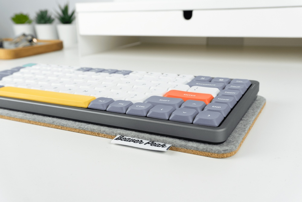 Wool keyboard mat - Grey, Nuphy Air75 closeup - Beaver Peak