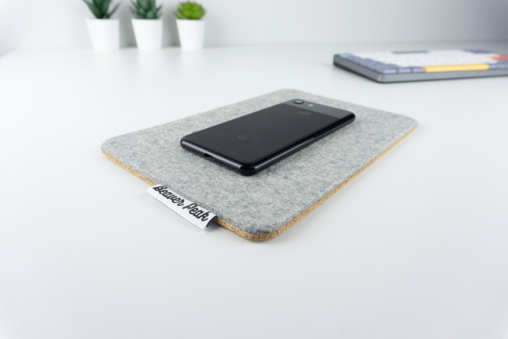 Large wool and cork phone mat - Grey